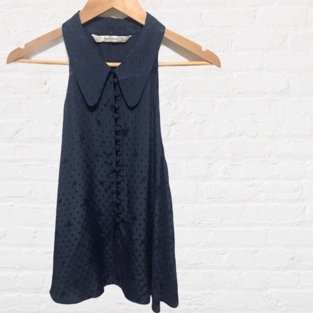 Zara Navy Blue Buttons top . size: L